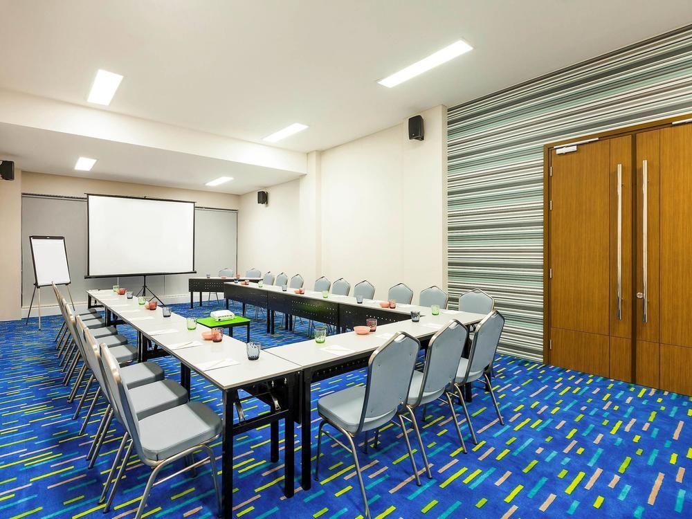 Deka Hotel Surabaya Hr Muhammad Exterior photo